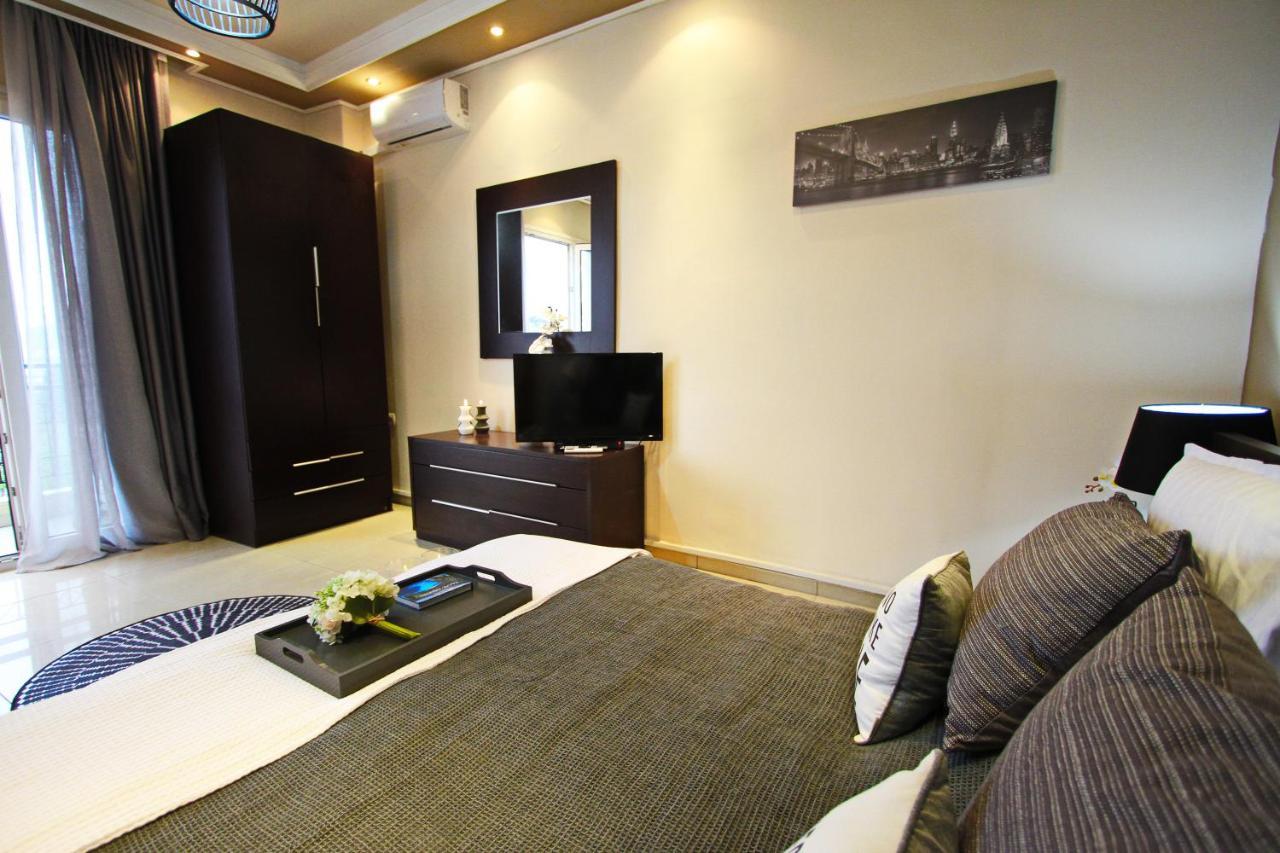 Kavala Squareview Apartment ภายนอก รูปภาพ