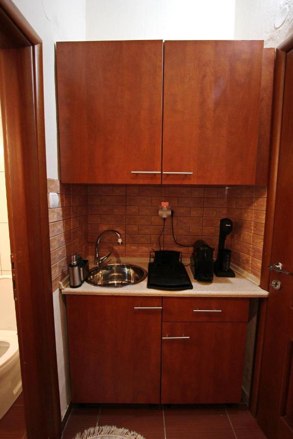 Kavala Squareview Apartment ภายนอก รูปภาพ