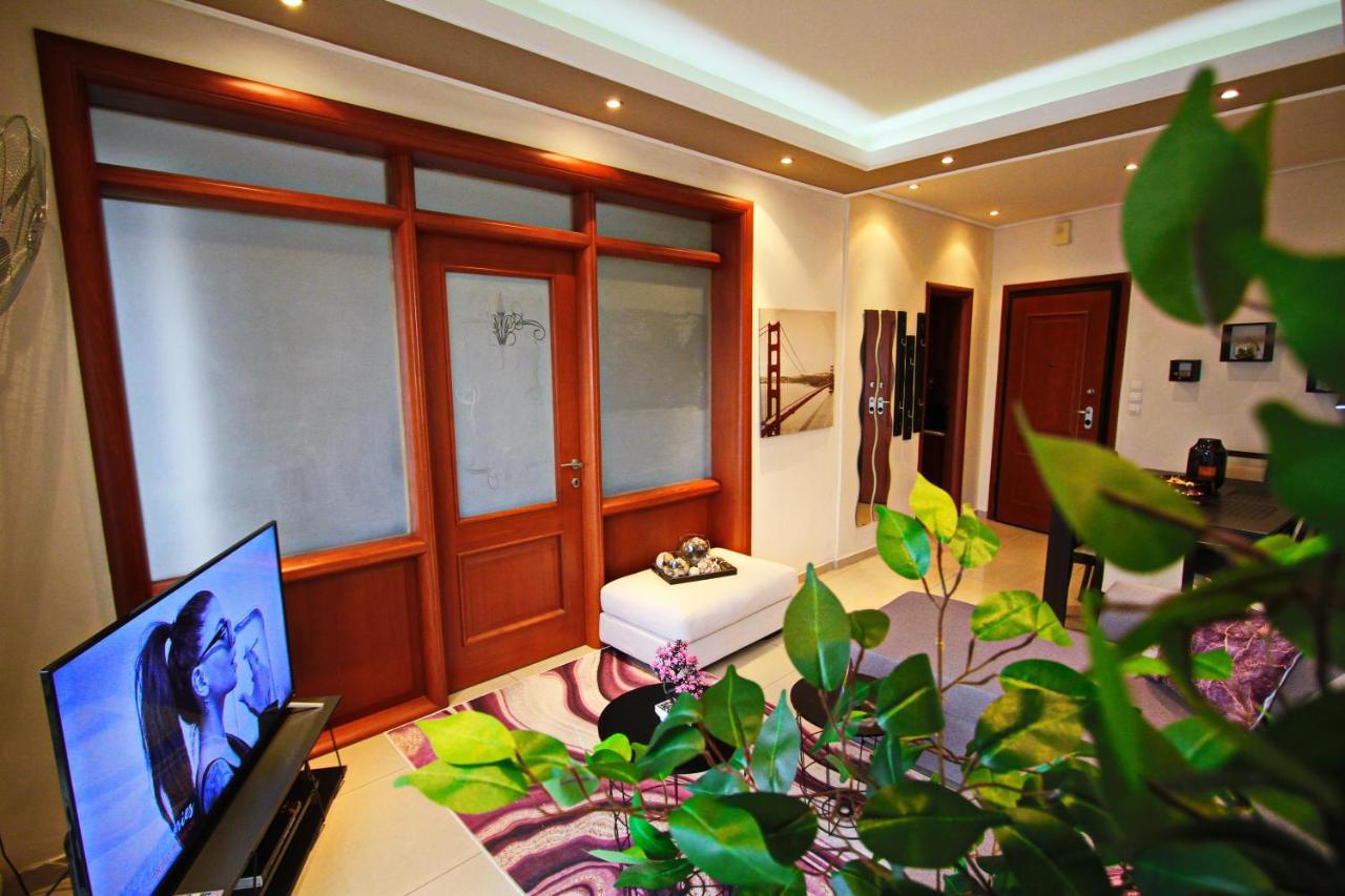 Kavala Squareview Apartment ภายนอก รูปภาพ