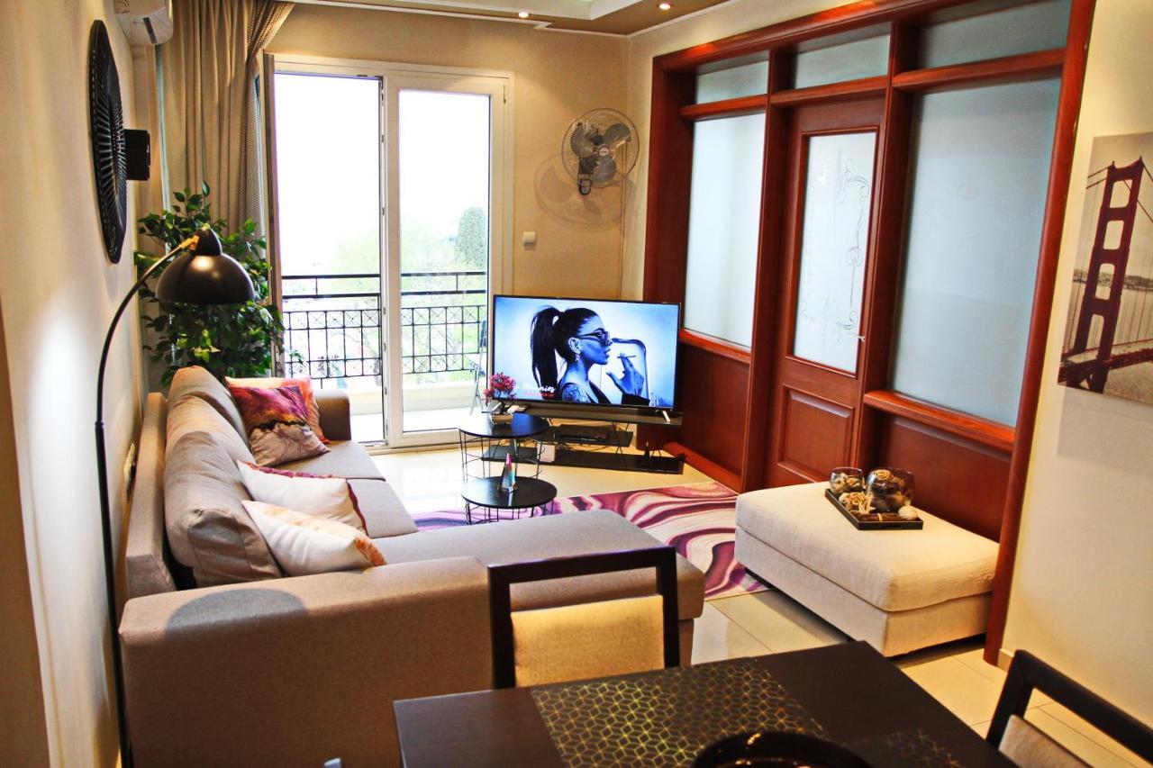 Kavala Squareview Apartment ภายนอก รูปภาพ