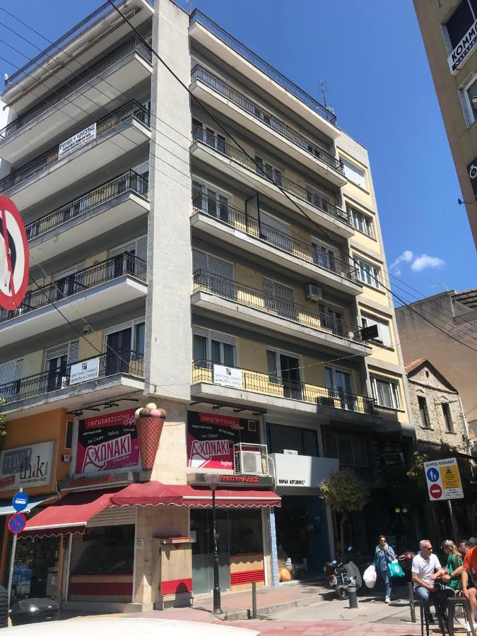 Kavala Squareview Apartment ภายนอก รูปภาพ