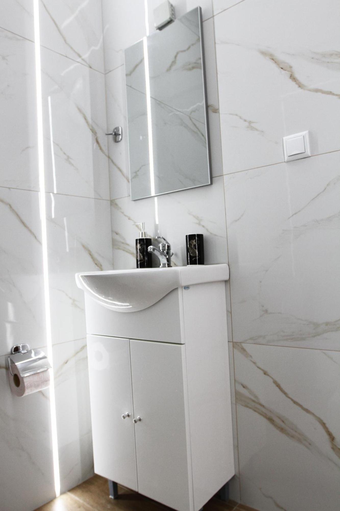 Kavala Squareview Apartment ภายนอก รูปภาพ
